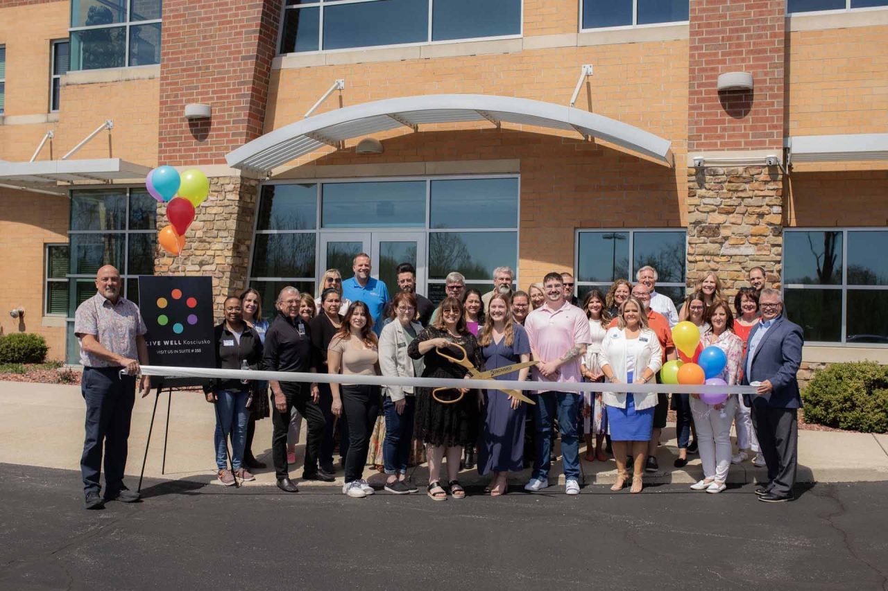 live-well-kosciusko-chamberribboncutting4-2024